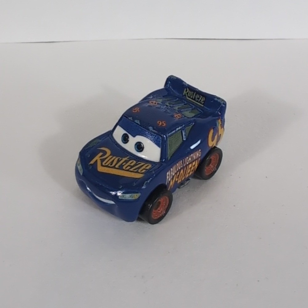 Disney Pixar Cars Fabulous Lightning McQueen Mini Racer Blue Diecast Mattel 95